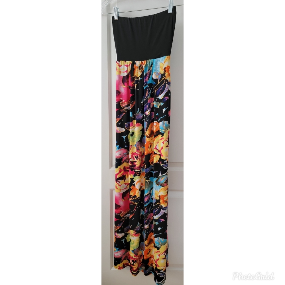 Boohoo maxi dress black and multi flowers strapless
